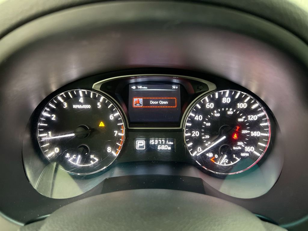 Used 2013 Nissan Altima 3.5 SV FWD image 12