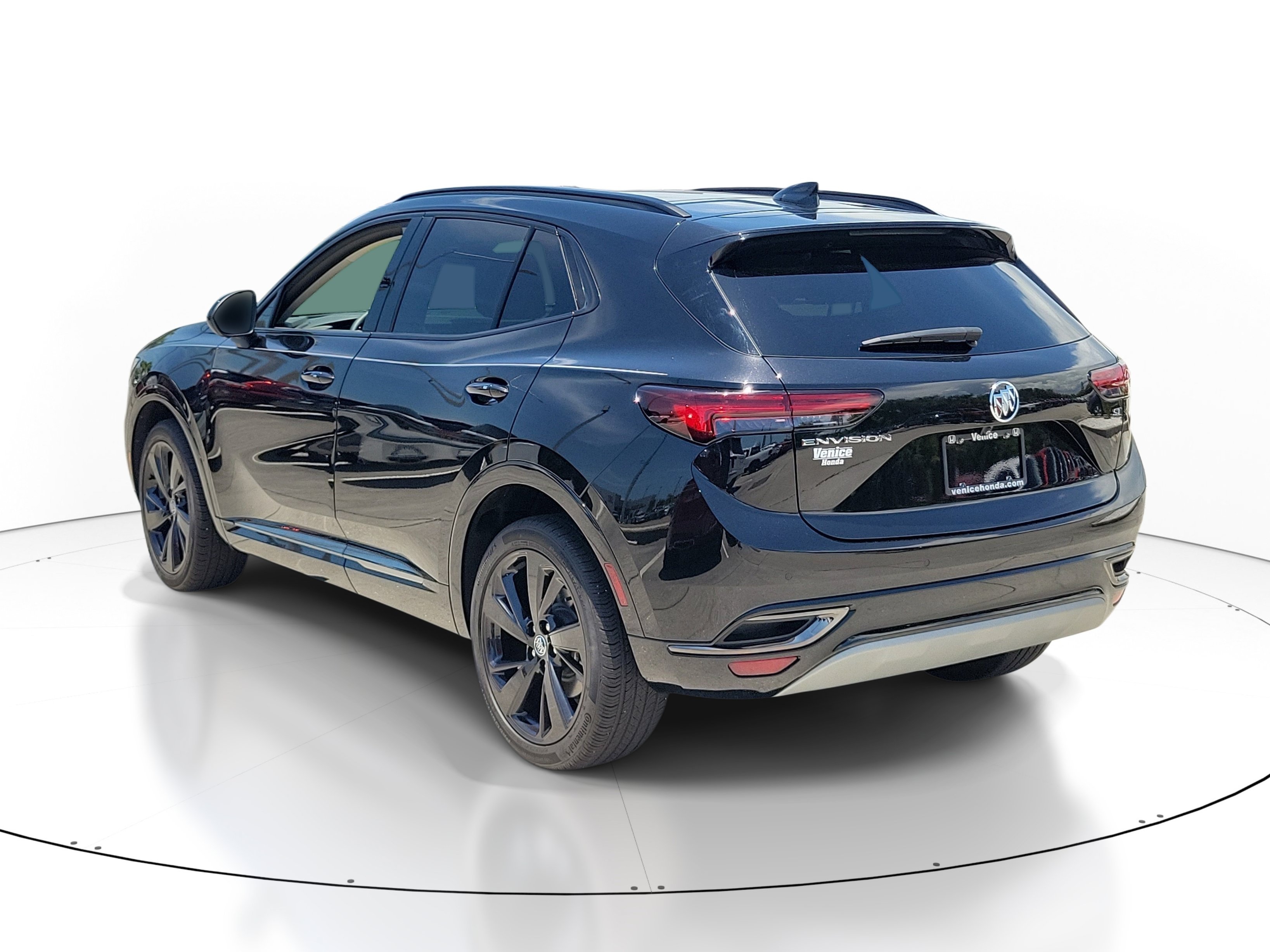 Used 2023 Buick Envision Essence w/ Technology Package I FWD image 4