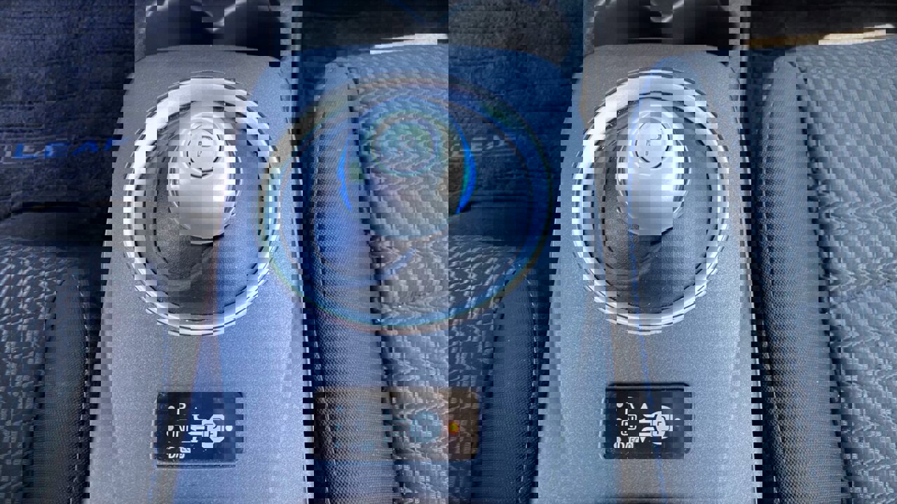 Used 2013 Nissan Leaf S image 12