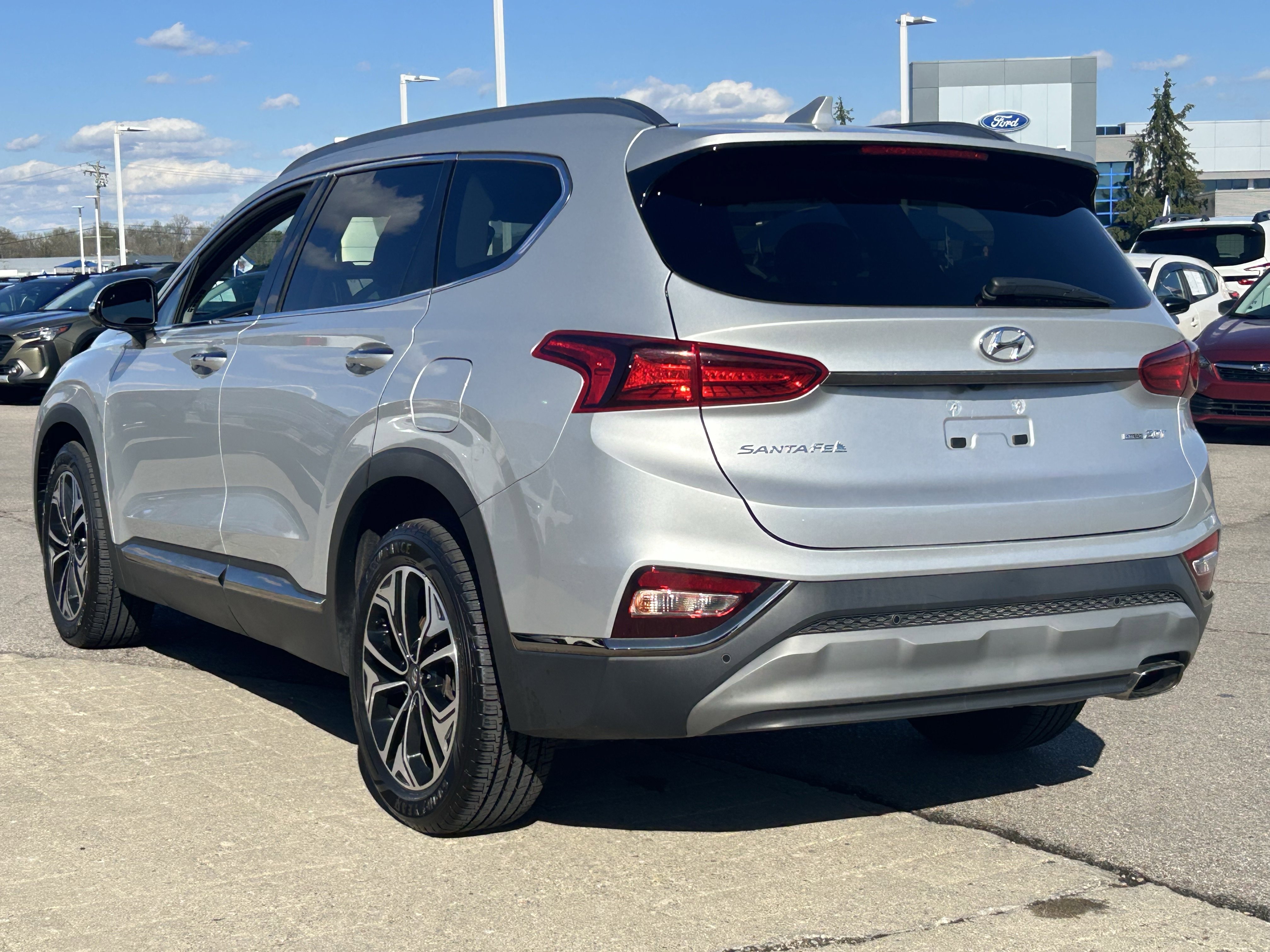 Used 2020 Hyundai Santa Fe Limited AWD/4WD image 5