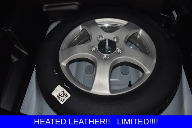 Used 2023 Jeep Grand Cherokee Limited AWD/4WD image 38