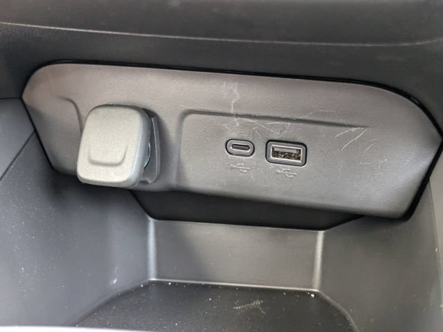 Used 2024 Chevrolet Trax LS FWD image 28