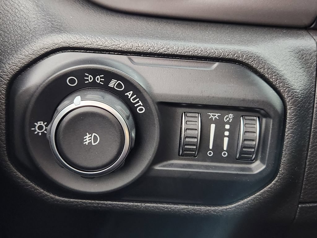 Used 2020 Jeep Wrangler Unlimited Rubicon AWD/4WD image 27