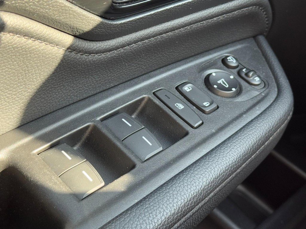 Used 2022 Honda Odyssey Elite image 23