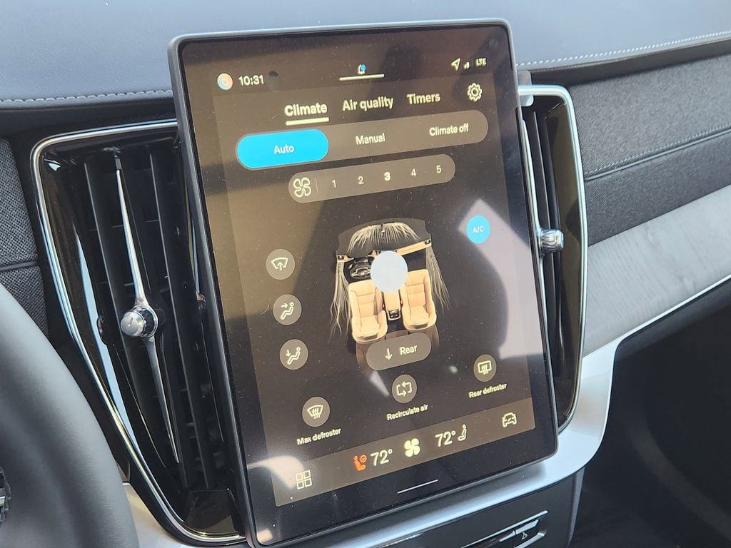 New 2026 Volvo XC90 T8 Ultra w/ Lounge Package image 9