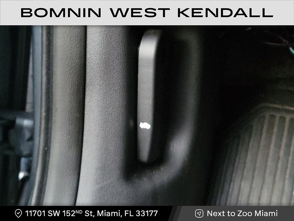 Used 2019 Hyundai Kona SE image 28