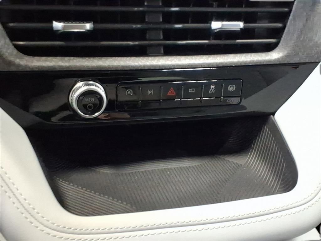 New 2026 Ford Explorer Platinum w/ LUX Leather Package image 17