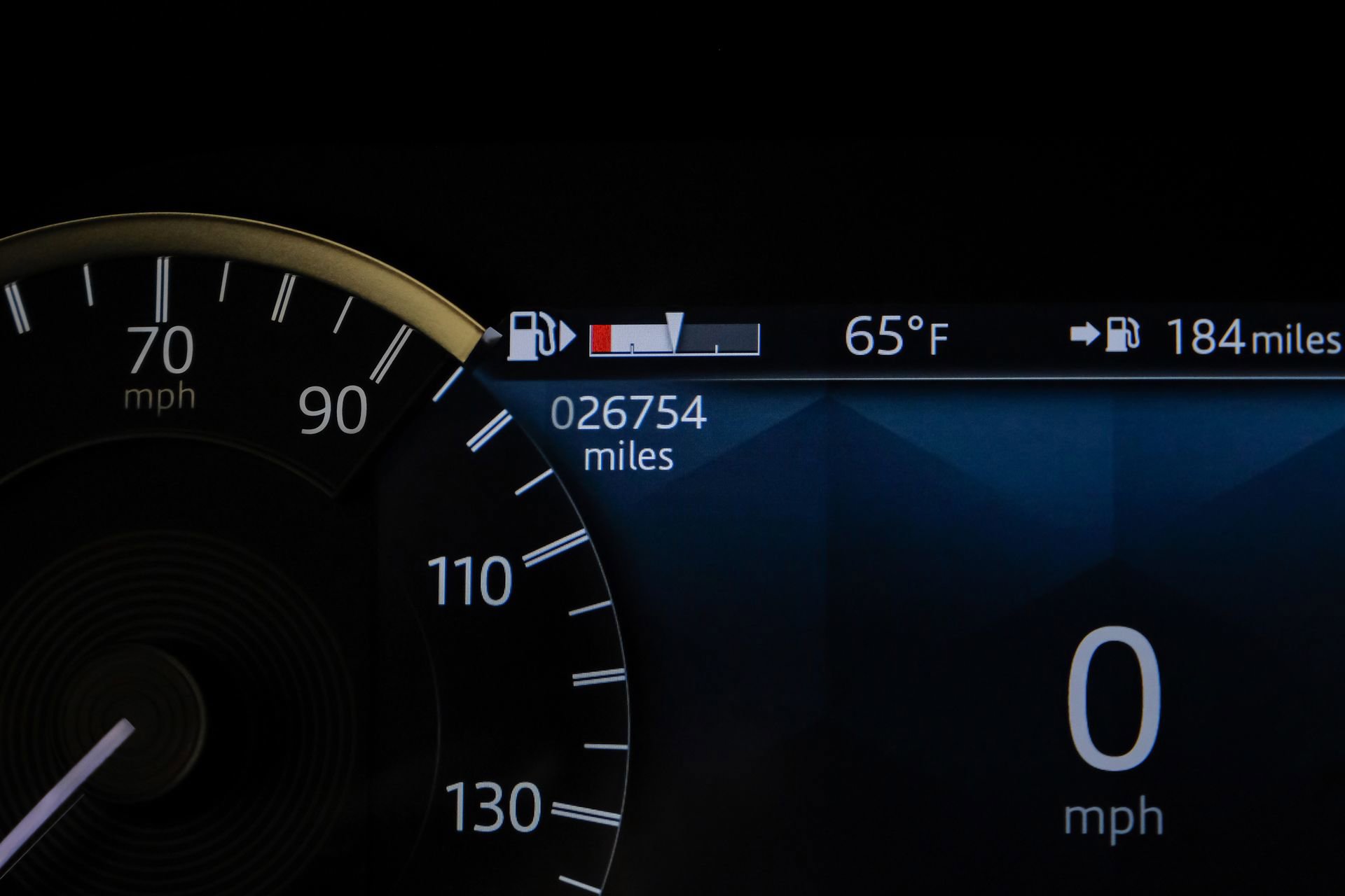 Used 2023 Land Rover Discovery S R-Dynamic image 24