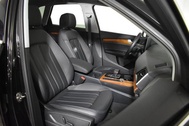 Used 2023 Audi Q5 2.0T Premium w/ Convenience Package AWD/4WD image 33