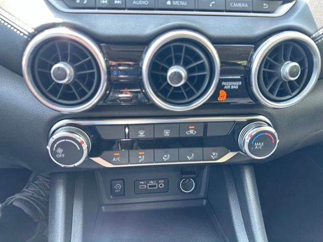 Used 2025 Nissan Sentra SV FWD image 19