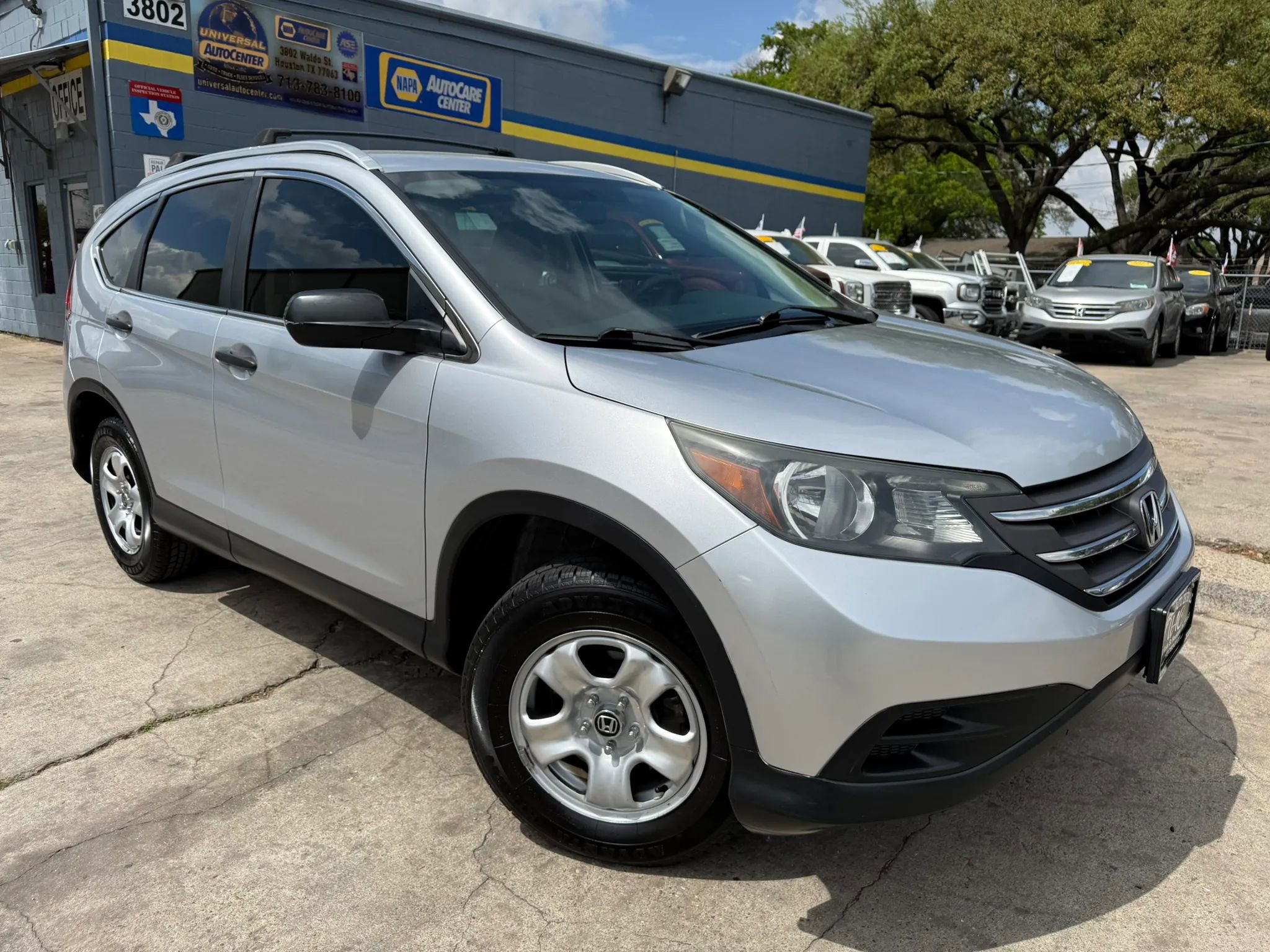 Used 2014 Honda CR-V LX image 1