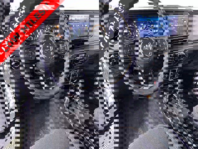 Used 2024 Jeep Wrangler Sport S image 21