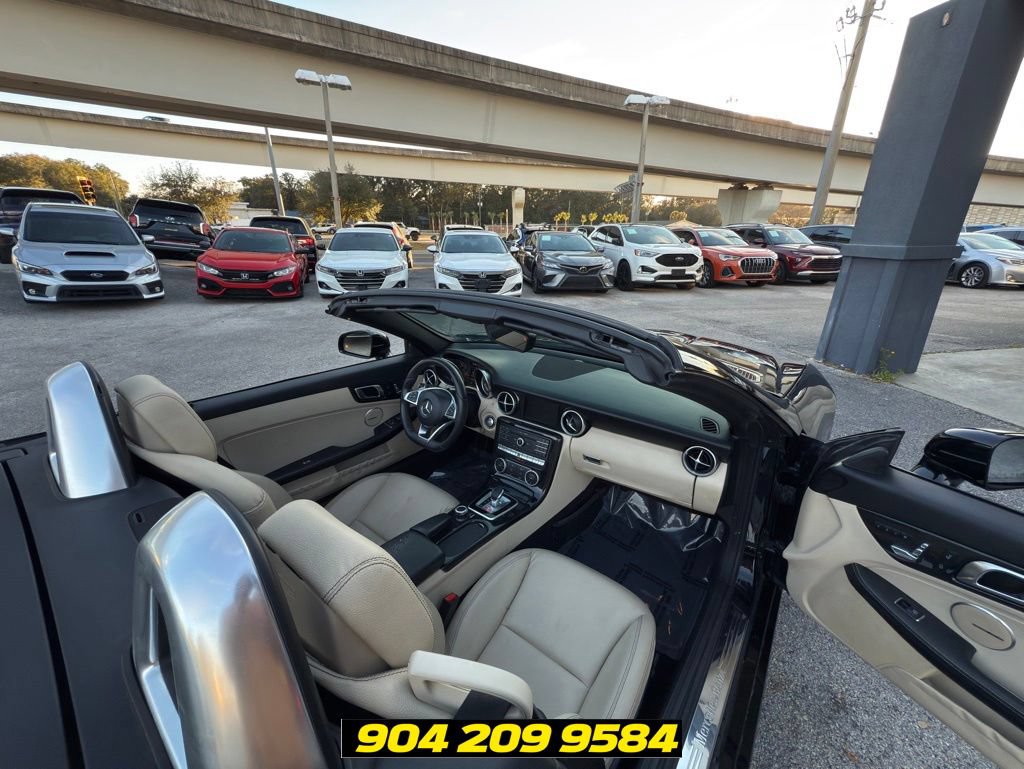 Used 2018 Mercedes-Benz SLC 300 image 30