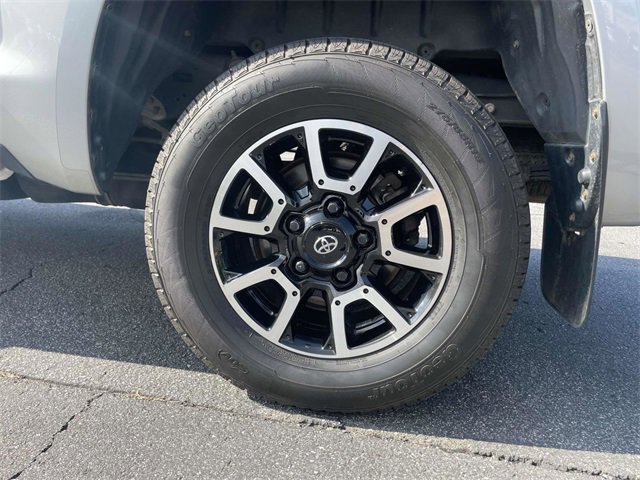 Used 2018 Toyota Tundra SR5 w/ SR5 Upgrade Package image 8