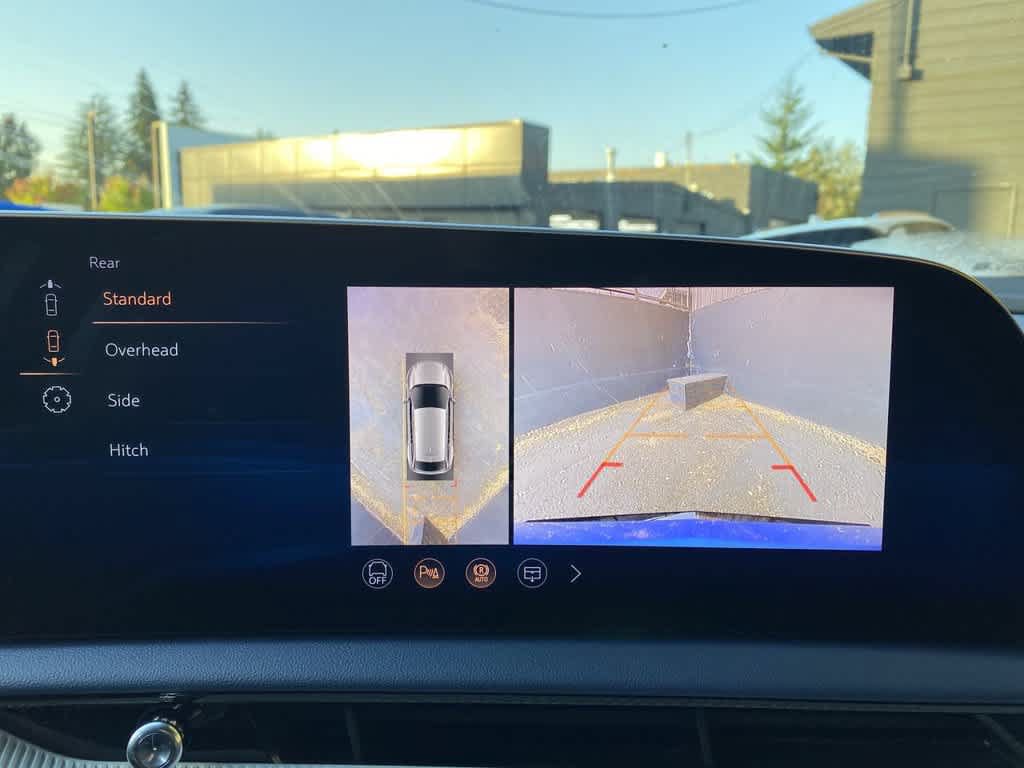 Certified 2026 Cadillac Optiq Luxury 2 AWD/4WD image 25