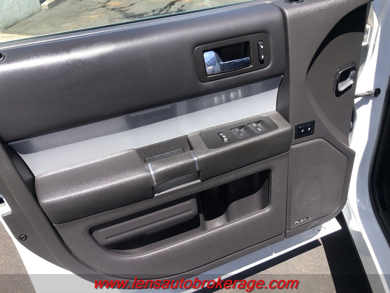 Used 2015 Ford Flex SEL w/ Equipment Group 202A FWD image 9