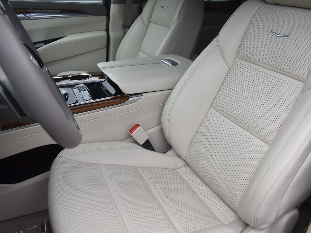 Certified 2025 Cadillac Escalade Sport Platinum image 13