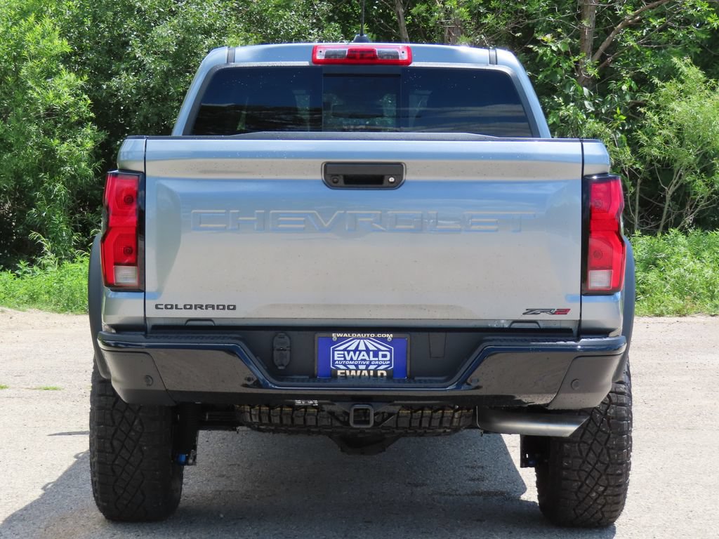 New 2026 Chevrolet Colorado ZR2 w/ Technology Package AWD/4WD image 26