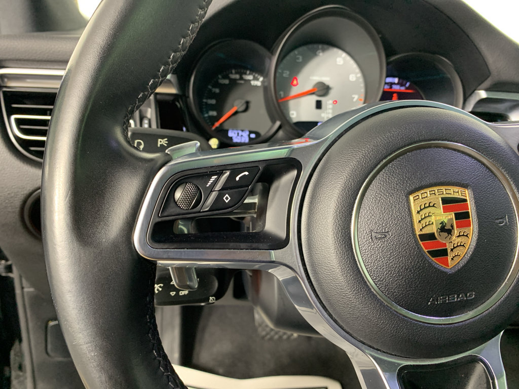 Used 2019 Porsche Macan S AWD/4WD image 18