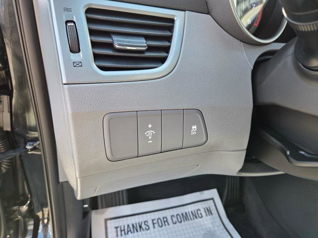 Used 2011 Hyundai Elantra GLS w/ Preferred Equipment Pkg 3 FWD image 23
