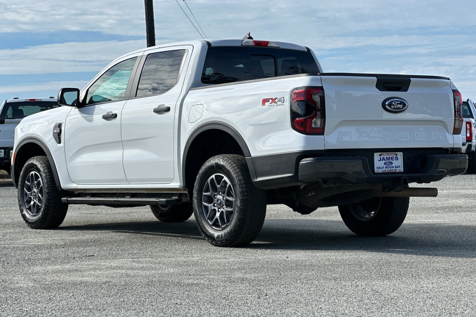 Used 2025 Ford Ranger XLT w/ FX4 Off-Road Package AWD/4WD image 3