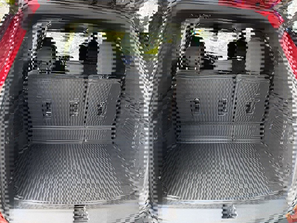 New 2026 Chevrolet Traverse LT w/ LPO, Floor Liner Package image 54