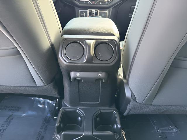 New 2025 Jeep Gladiator Sport image 19