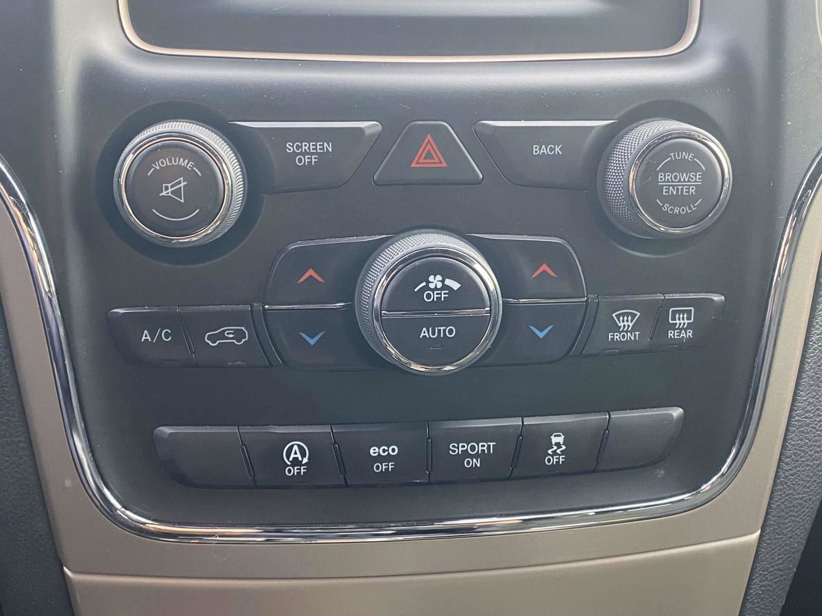 Used 2016 Jeep Grand Cherokee Laredo image 25