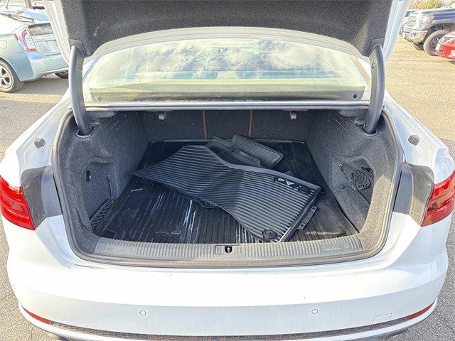 Used 2017 Audi A4 2.0T Premium Plus image 12