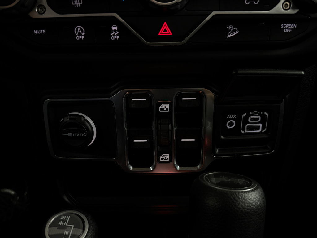 Used 2021 Jeep Wrangler Unlimited Sport AWD/4WD image 21
