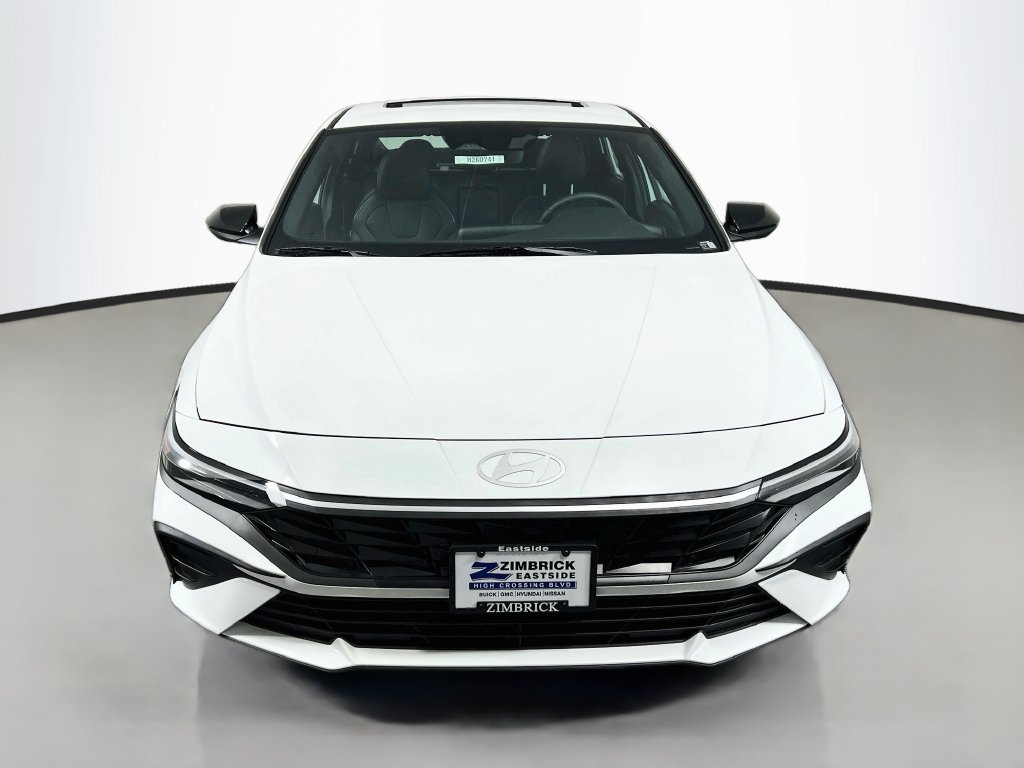 New 2026 Hyundai Elantra SEL Sport FWD image 2