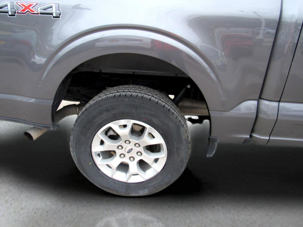 Used 2023 Ford F150 XLT AWD/4WD image 4