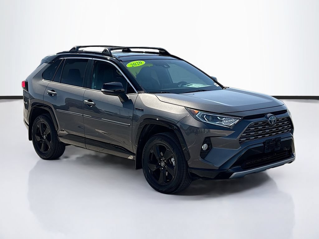 Used 2020 Toyota RAV4 XSE w/ XSE Grade Weather Package AWD/4WD image 3