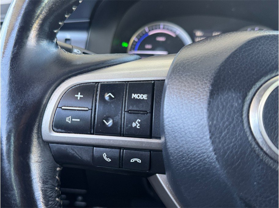 Used 2016 Lexus ES 300h w/ Luxury Package w/Wood Trim FWD image 14