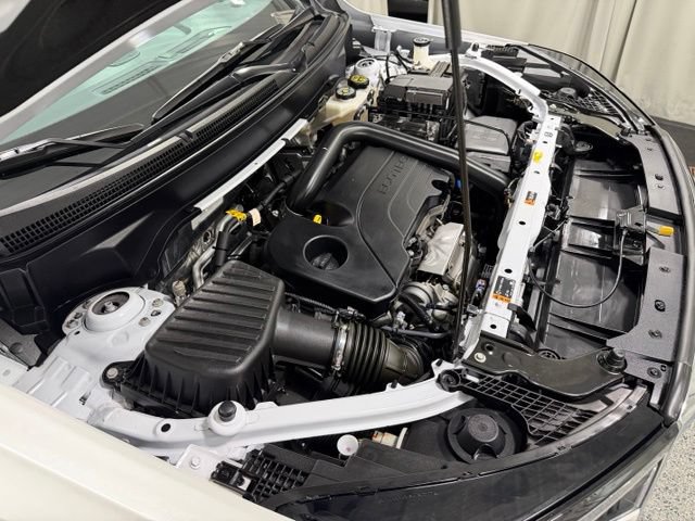 Used 2023 GMC Terrain Denali w/ LPO, Floor Liner Package AWD/4WD image 29