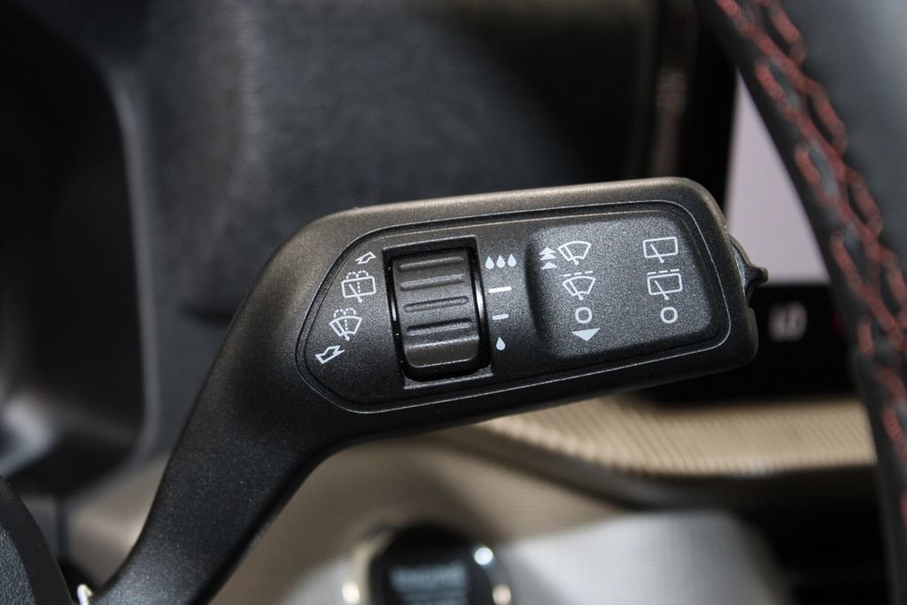 New 2026 Ford Explorer Active RWD image 39