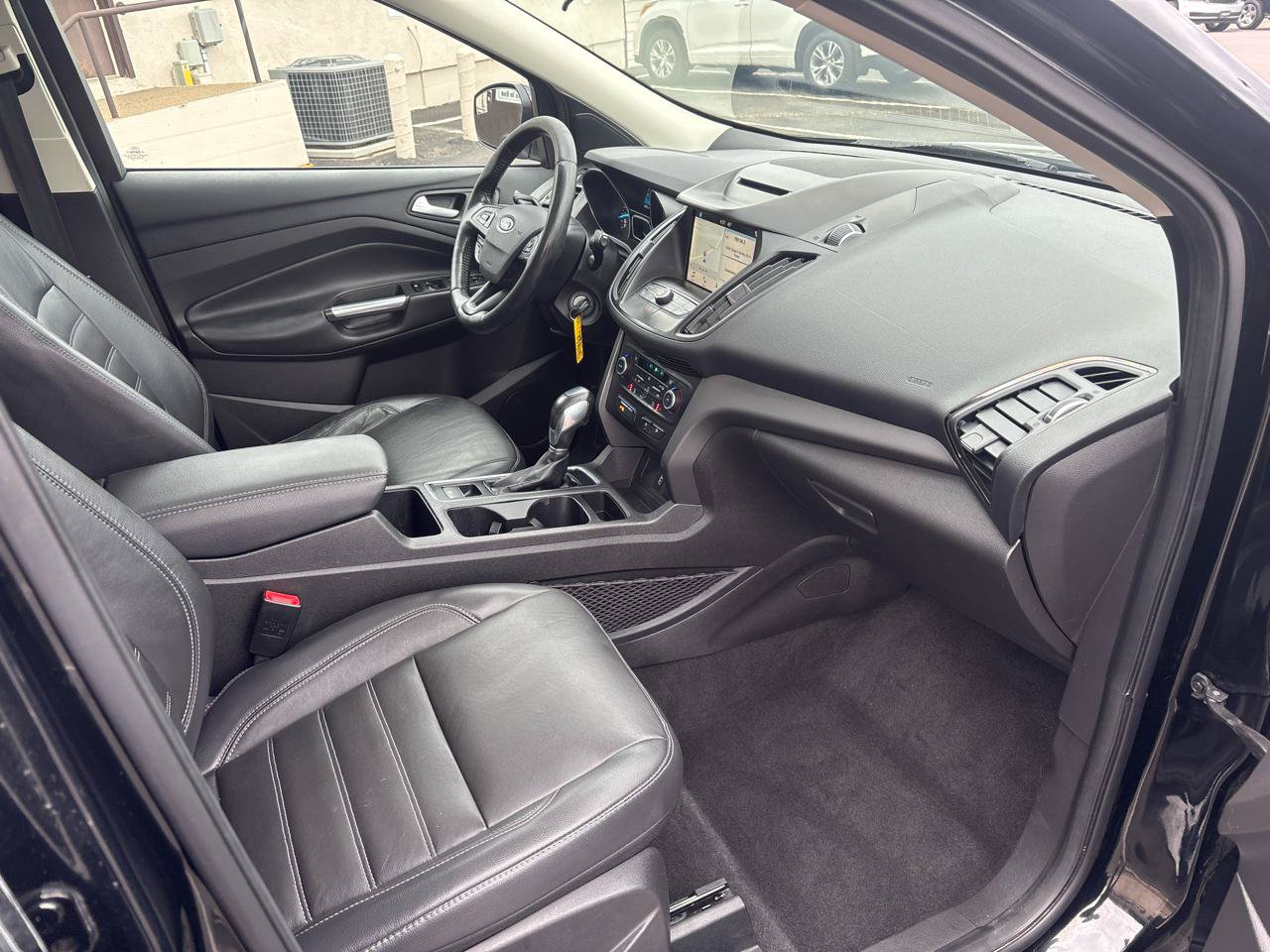 Used 2018 Ford Escape SEL AWD/4WD image 30
