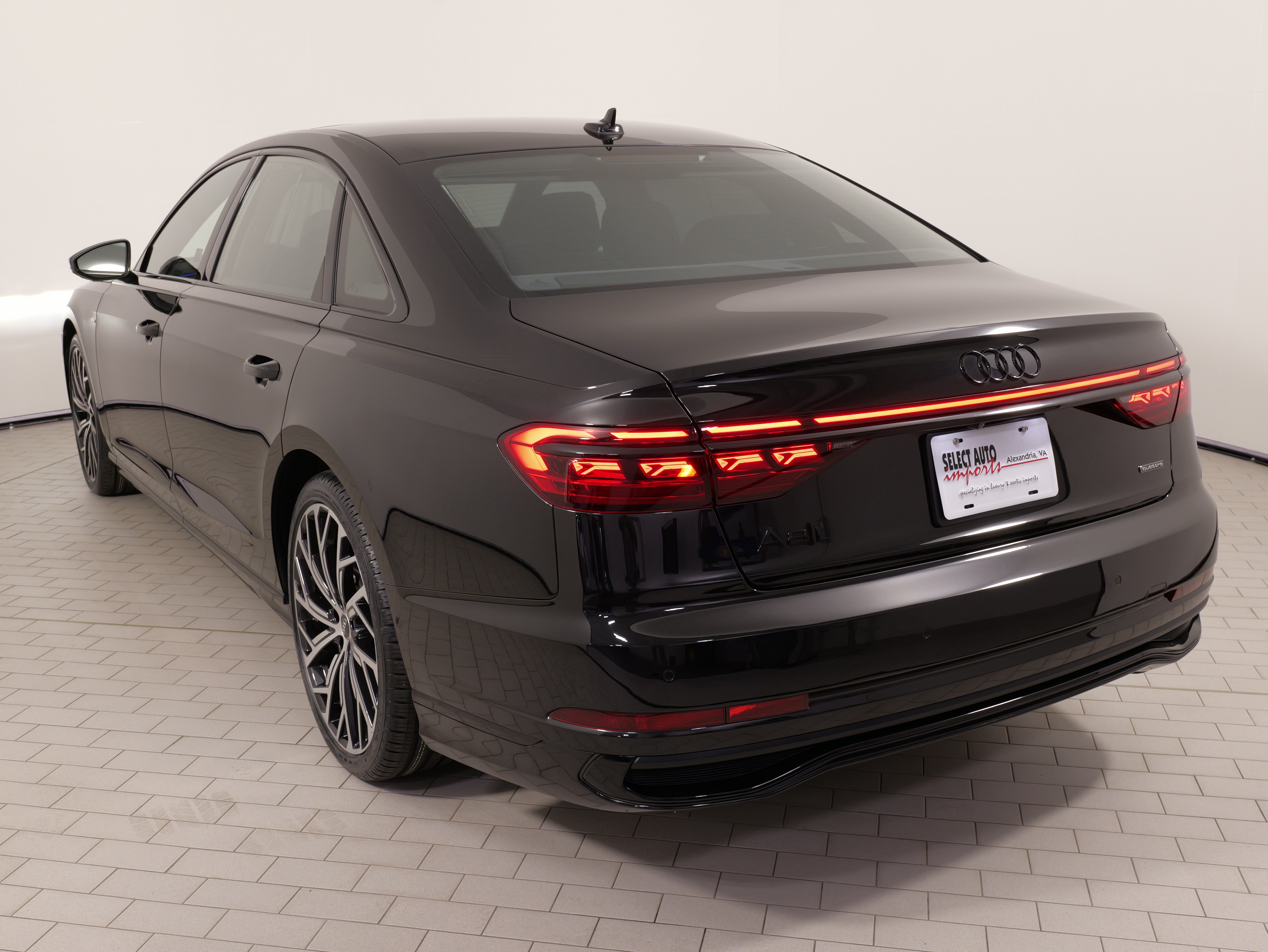Used 2022 Audi A8 L 3.0T w/ Executive Package AWD/4WD image 14