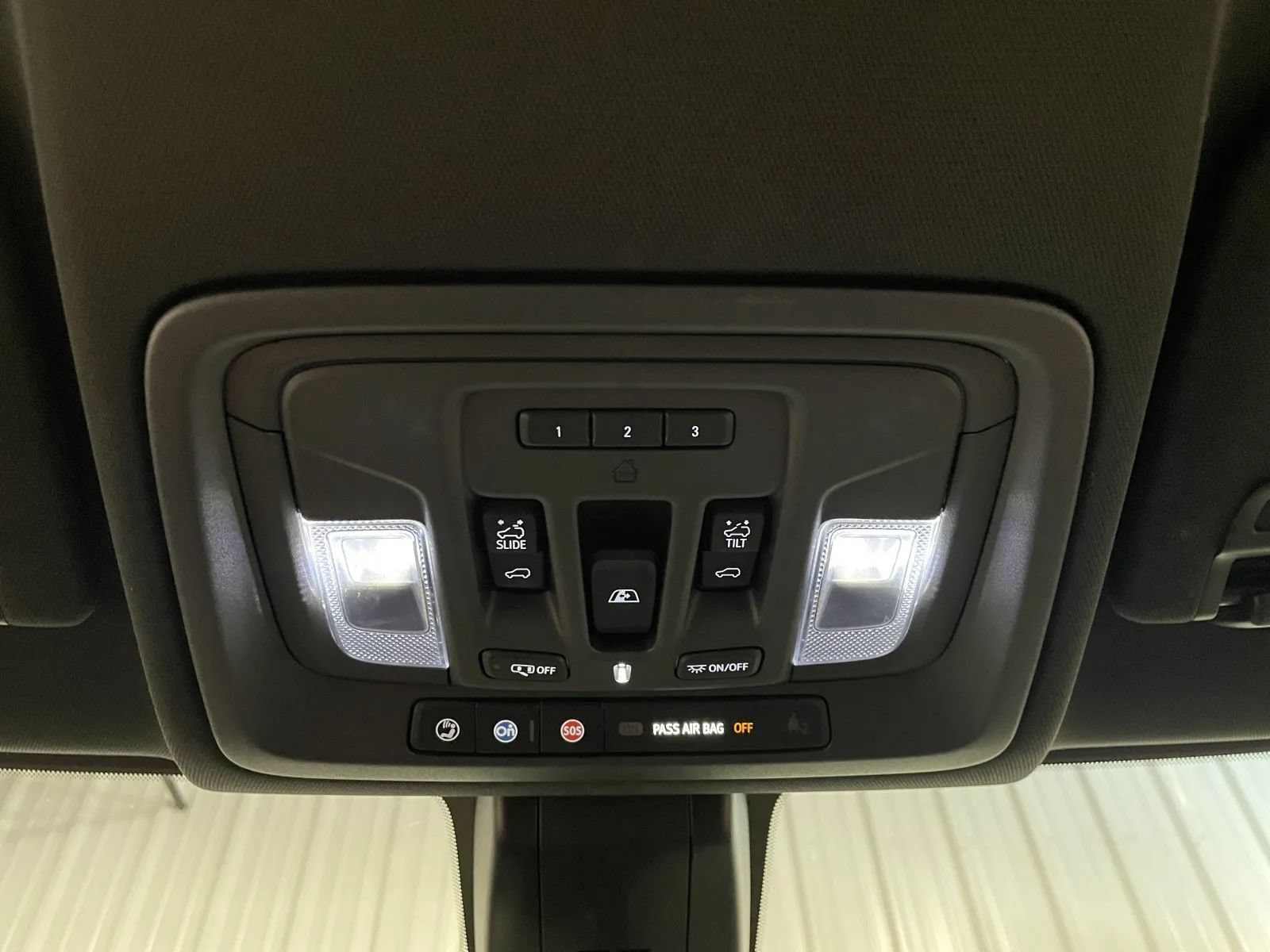 Used 2020 Chevrolet Silverado 3500 High Country w/ Z71 Off-Road Package AWD/4WD image 35