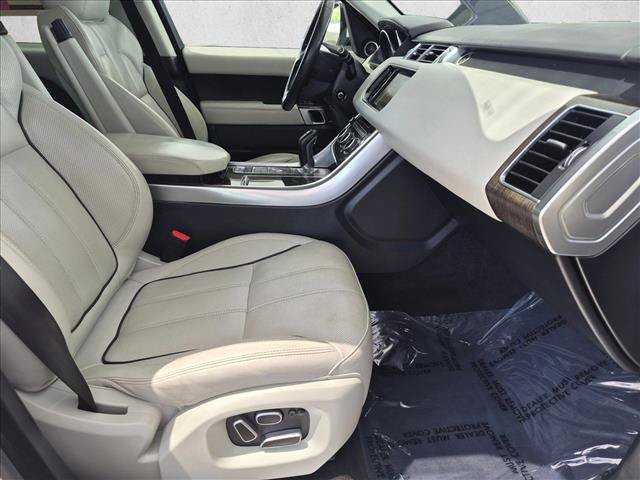 Used 2015 Land Rover Range Rover Sport HSE AWD/4WD image 24