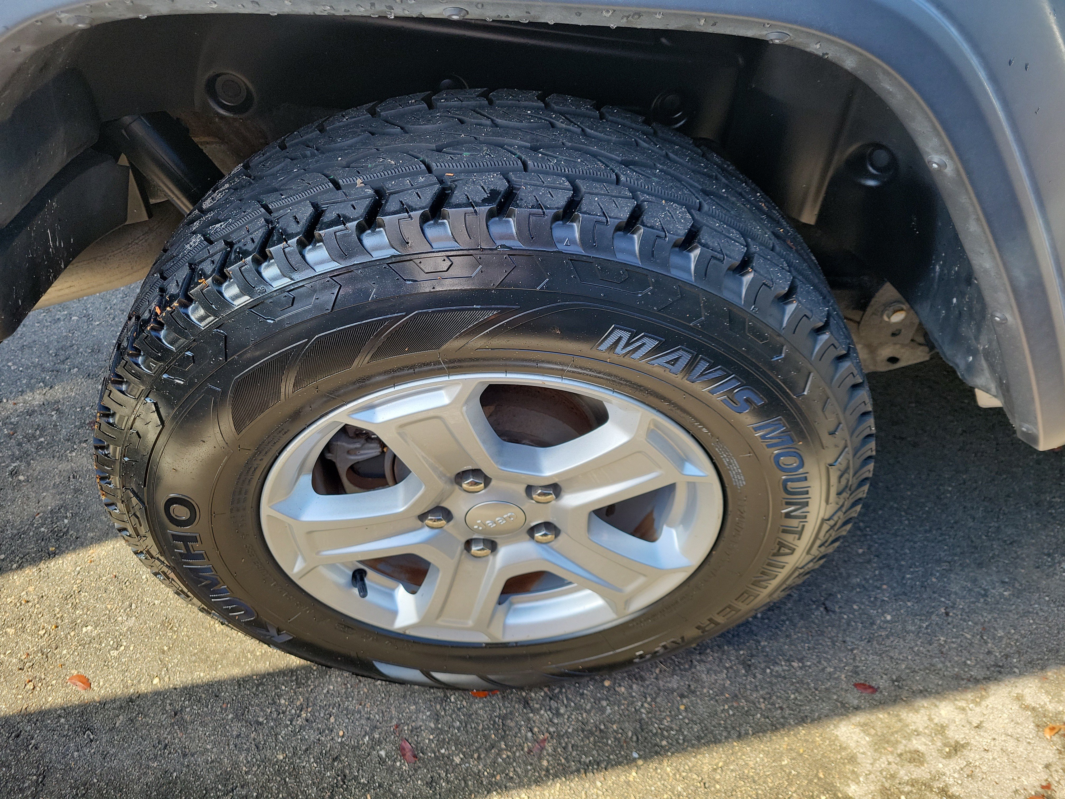 Used 2018 Jeep Wrangler Unlimited Sport S AWD/4WD image 5