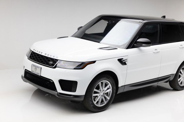 Used 2018 Land Rover Range Rover Sport SE image 17