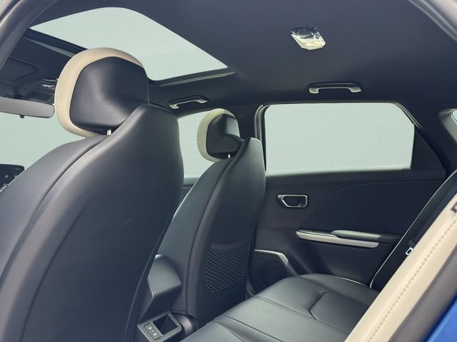 New 2026 Kia K4 GT-Line w/ GT-Line Sunroof Package FWD image 16