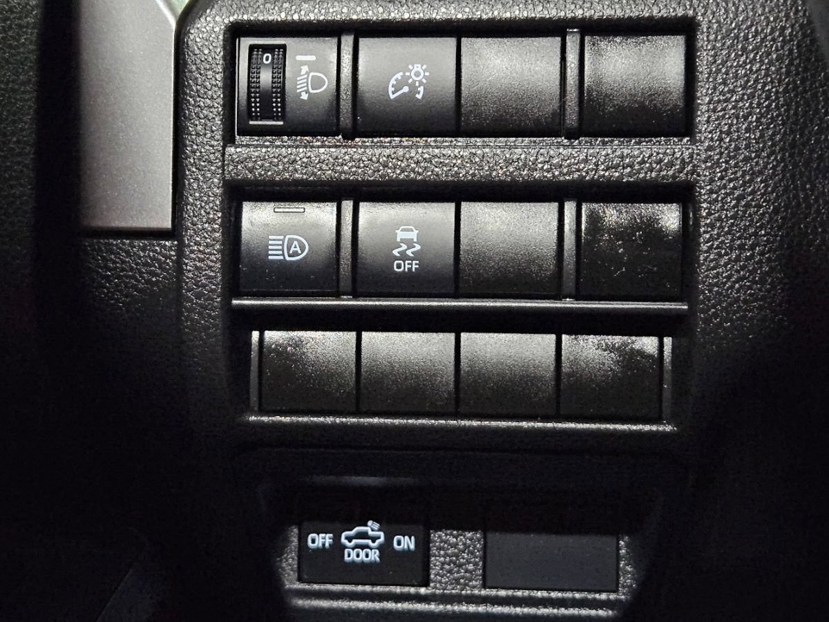 Used 2024 Toyota Tacoma TRD Sport RWD image 38