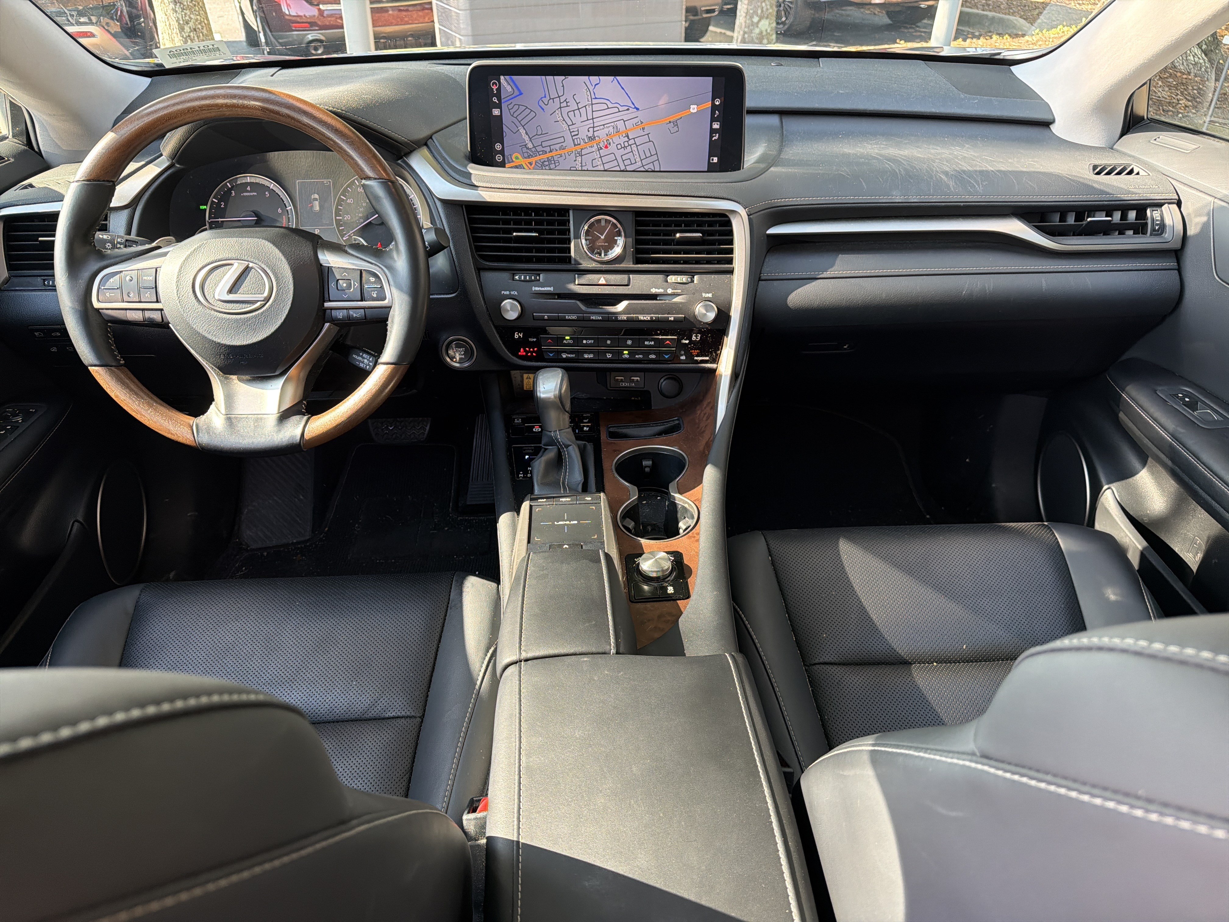 Used 2022 Lexus RX 350L FWD w/ Premium Package image 34