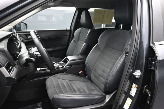 Used 2025 Mitsubishi Outlander SE FWD image 5