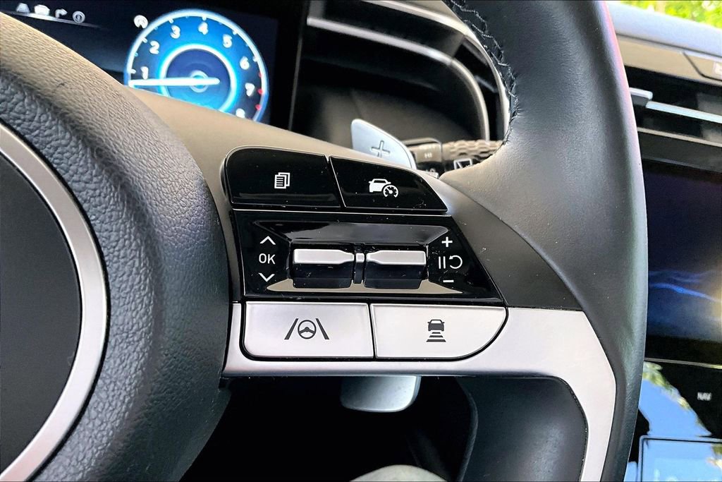 Used 2022 Hyundai Tucson Limited FWD image 11