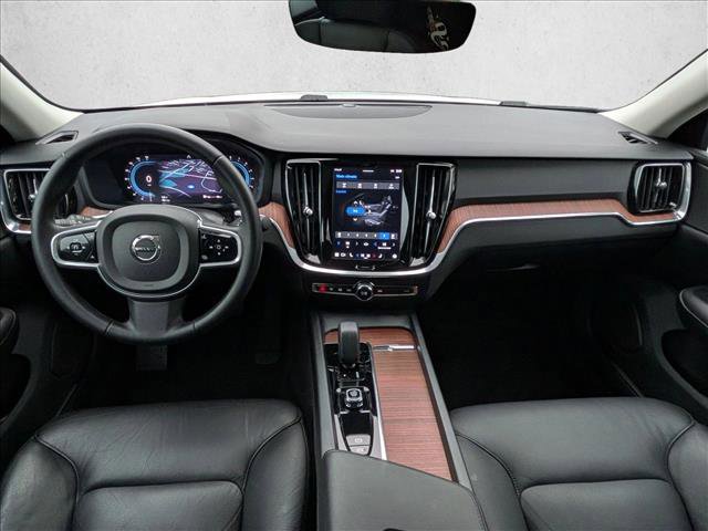 Used 2023 Volvo S60 B5 Plus w/ Protection Package Premier image 18