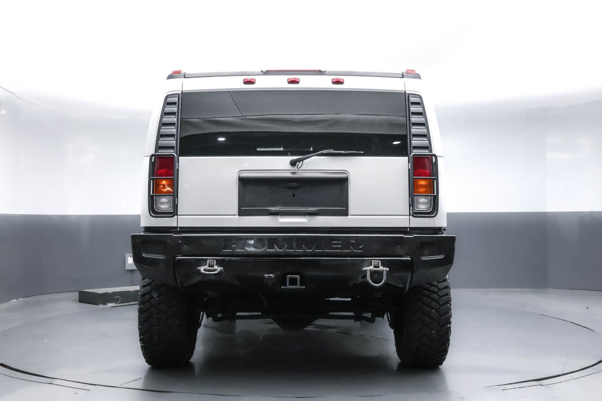 Used 2003 HUMMER H2 Luxury w/ Preferred Equipment Group image 22