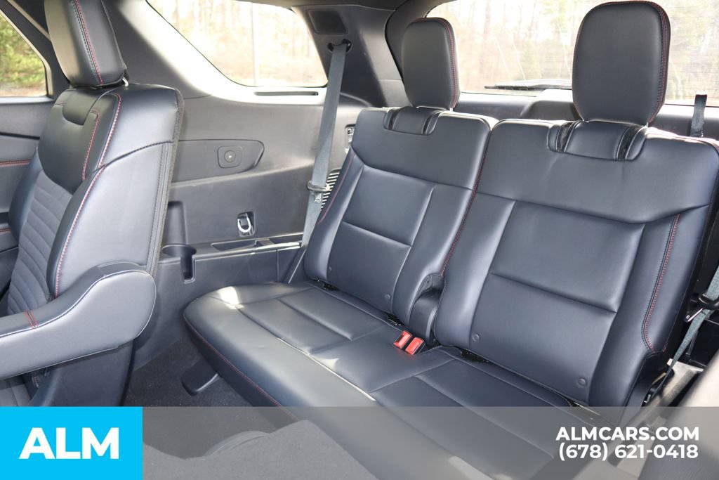 Used 2025 Ford Explorer ST-Line AWD/4WD image 18